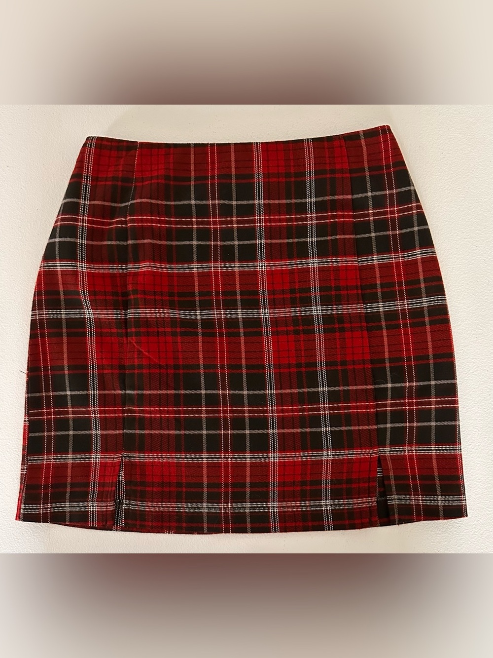 love on a hanger Red and Black Tartan Mini Skirt size 3